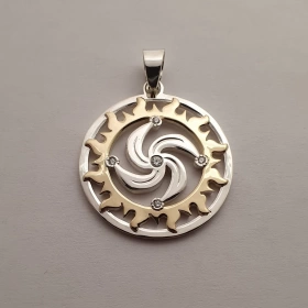 Символ Рода в золотом солнце с камнями